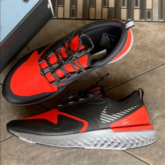Nike Odyssey React Shield 2 Habanero Red/Black/Thu - Picture 13 of 16